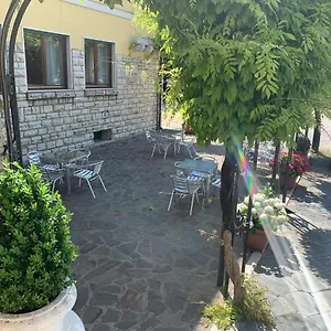 La Pina Otel